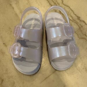Mini Melissa Kids' Clear Strap Sandals size 8, WARNING-fits like size 6.5/7